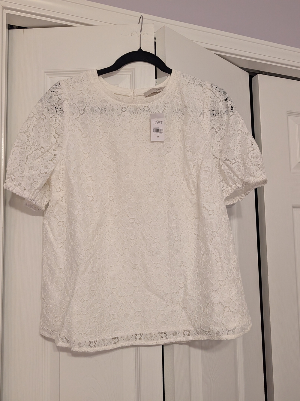 LOFT Ivory Floral Lace Short Sleeve Top